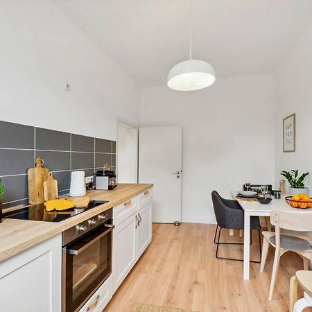 Wuppertaler Altbau-Traum Gutenberg - Naehe Dus & Dortmund & Koeln & Essen Appartement Buitenkant foto